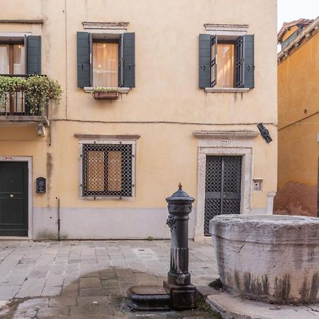 Accademia Apartments R&R Venecia Exterior foto