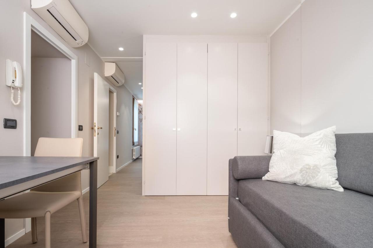 Accademia Apartments R&R Venecia Exterior foto